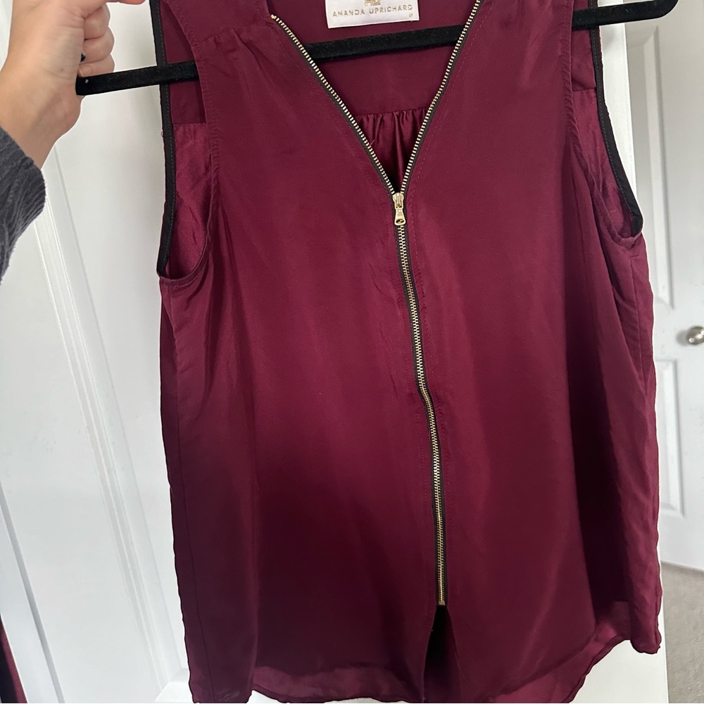 Amanda Uprichard 100% Silk top size Medium